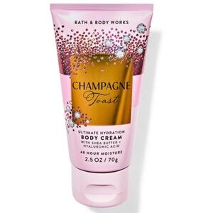 Bath & Body Works Champagne Toast Ultimate Hydration Body Cream 2.5 Oz 70g New
